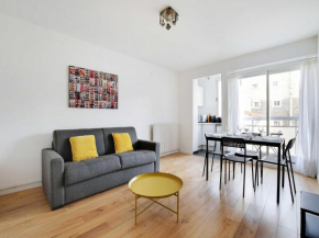 1BDR 3P apartment balcony - ST MAUR VOLTAIRE